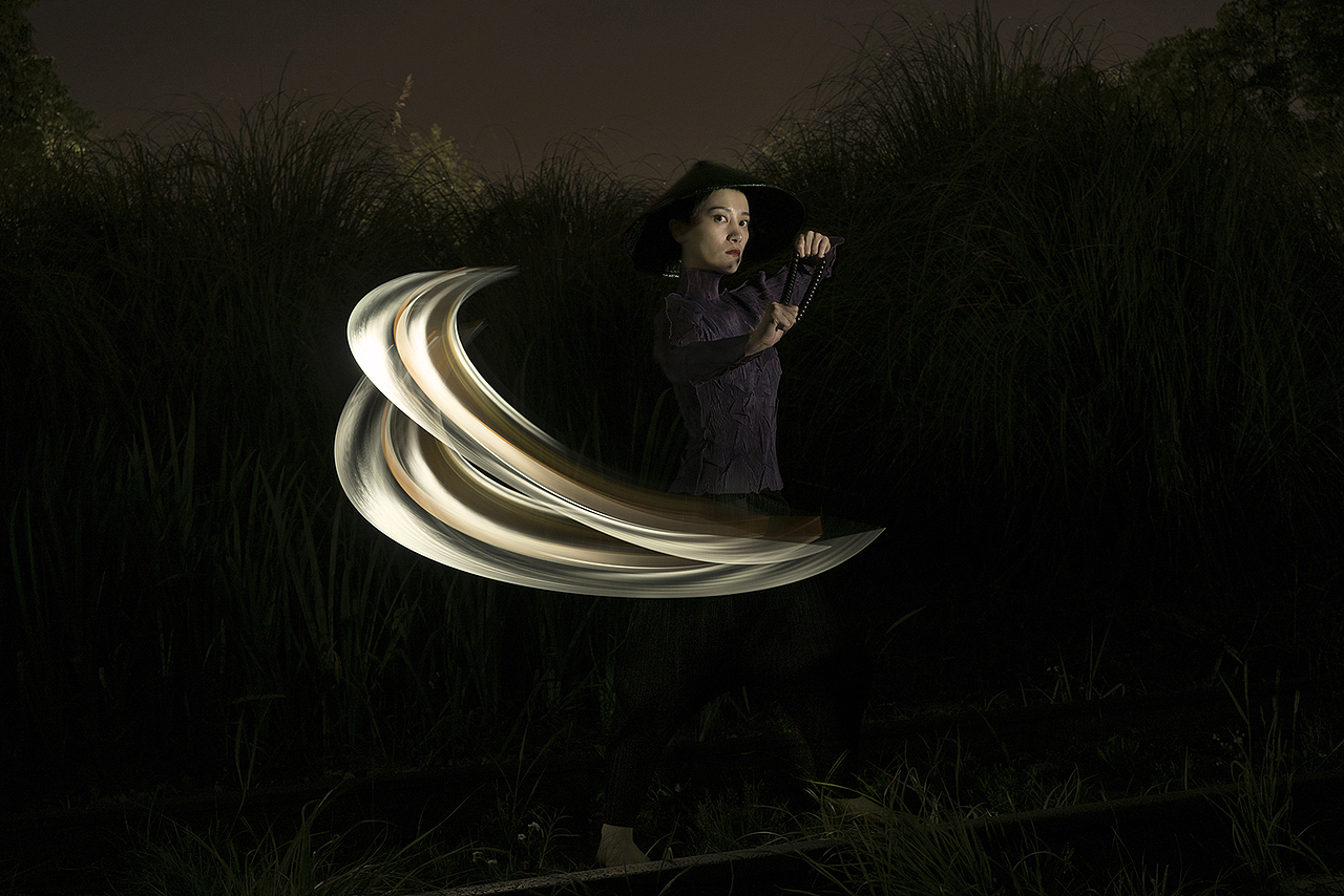 THE SIX 时尚人像,装置与光绘拍摄 FOR GING