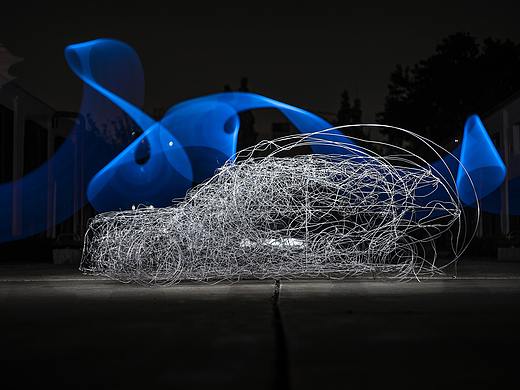 BMW上海体验中心 x 丁文尧《未来·线象》飞线艺术展