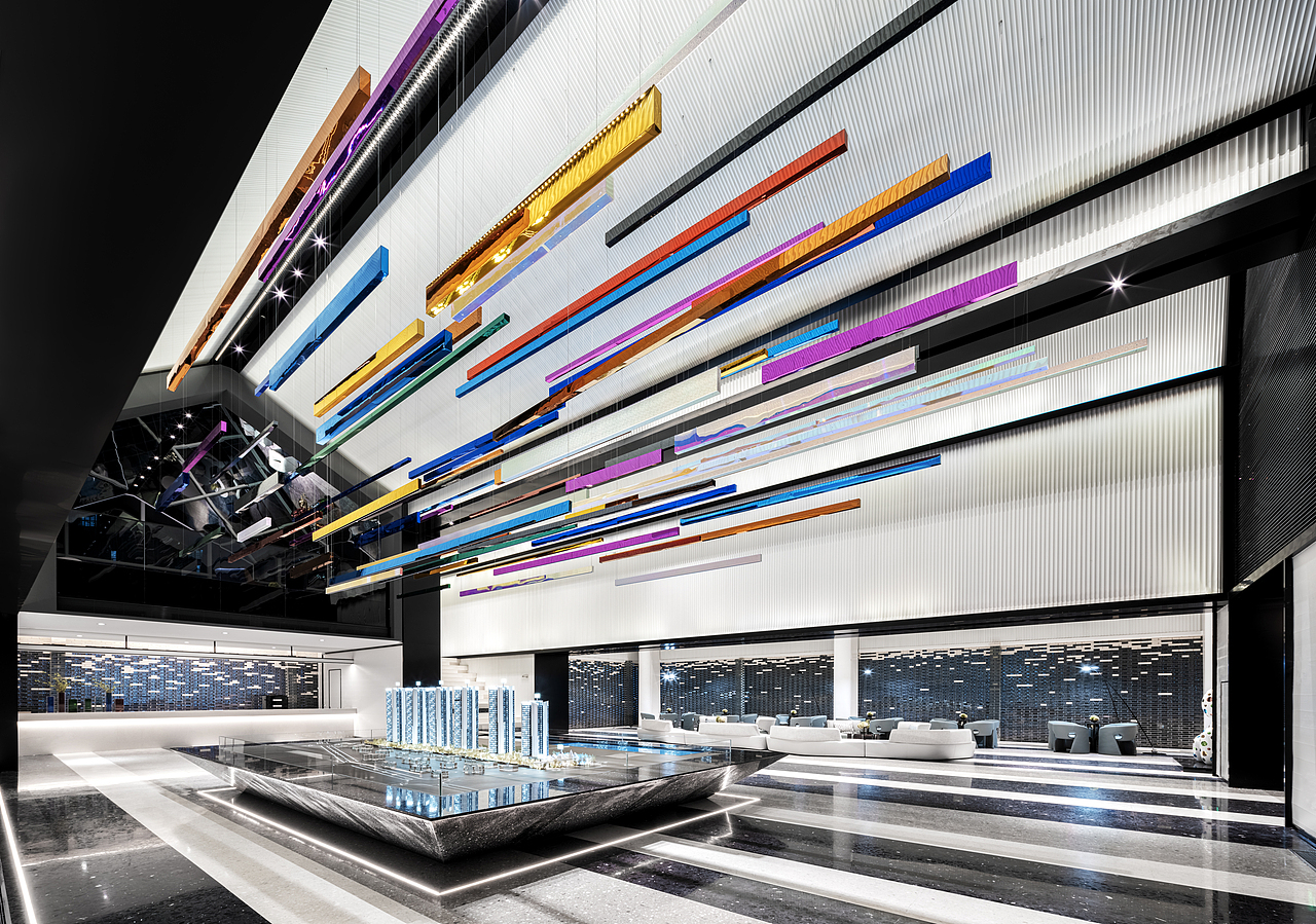 Walk The Line|阳光城·翡丽山 ✕ 潮玩艺术