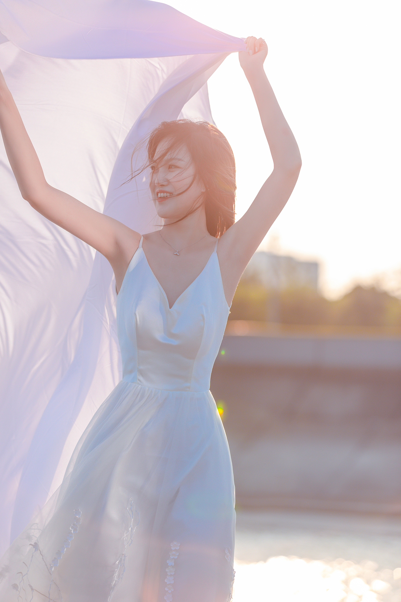 江风微微凉（图ZMjg1MzE1NTQ4） - 人像摄影 - 站酷设计师zzzzccll原创素材 - 站酷ZCOOL