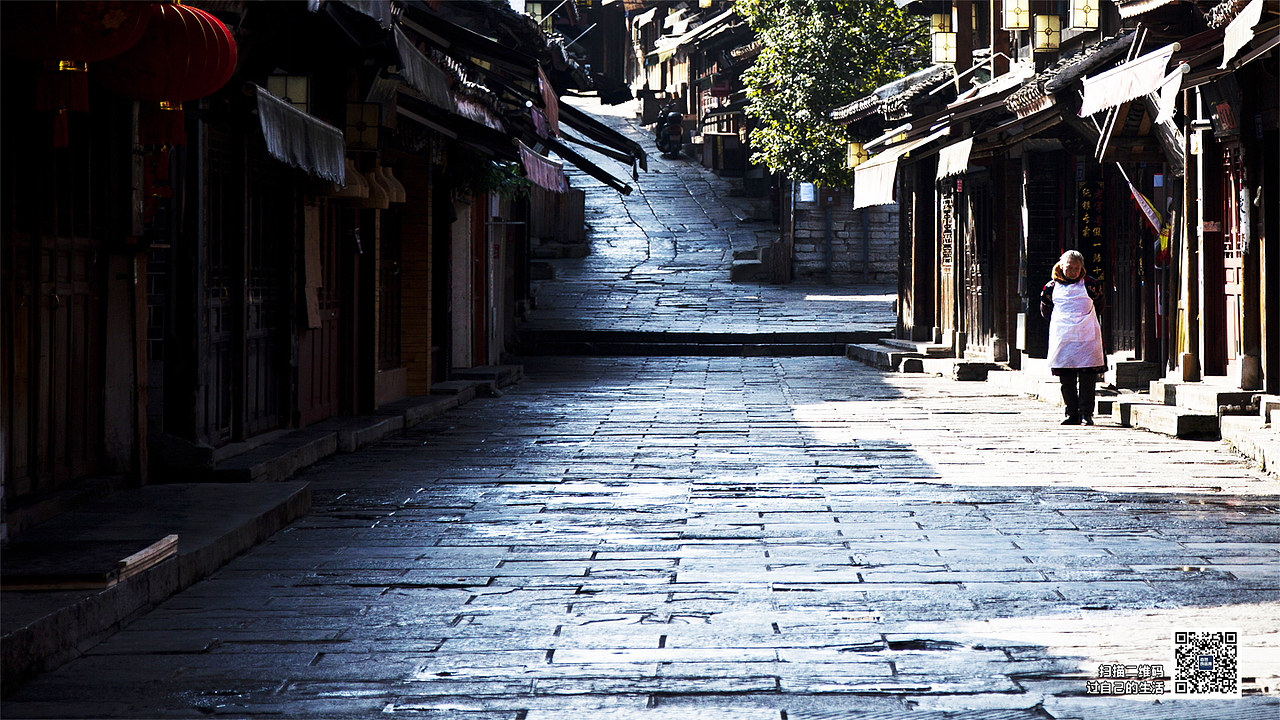 #自然良品库#视觉# 早晨的阳光和安静的街道