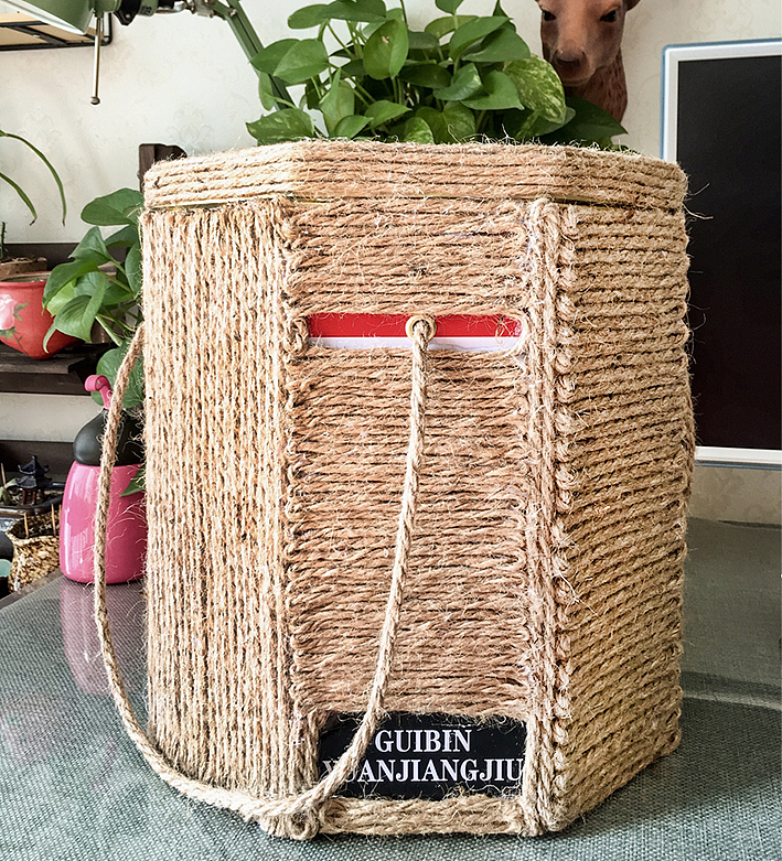 利用旧物做了个收纳箱