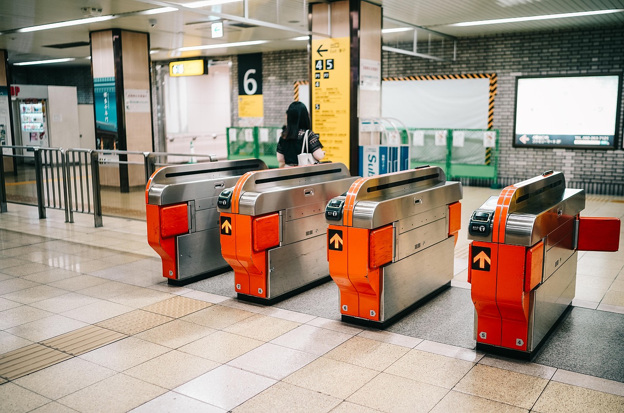 难忘地下铁-福冈（图ZMTIyNzc3MTE2） - 人文/纪实摄影 - 站酷设计师Sharkxxxx原创素材 - 站酷ZCOOL