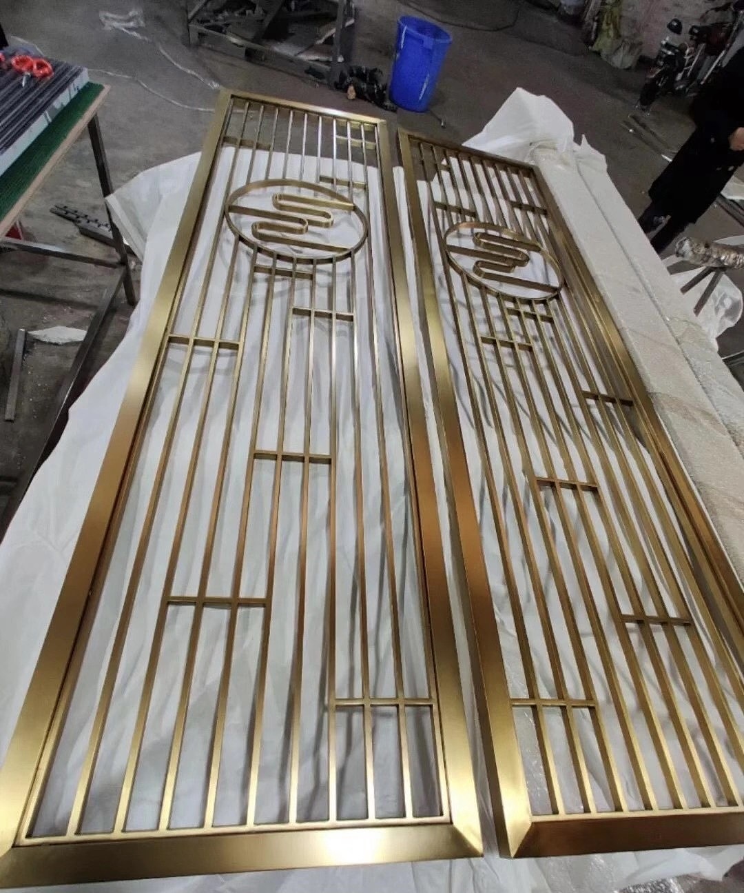 从古至今备受欢迎的青古铜不锈钢屏风（图ZMjUzNjY1MDcy） - 建筑设计 - 站酷设计师锢雅18566019743原创素材 - 站酷ZCOOL