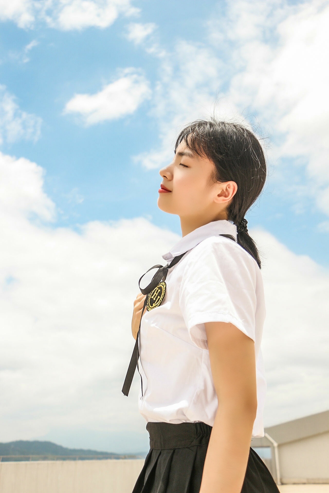 情侣jk制服天台版