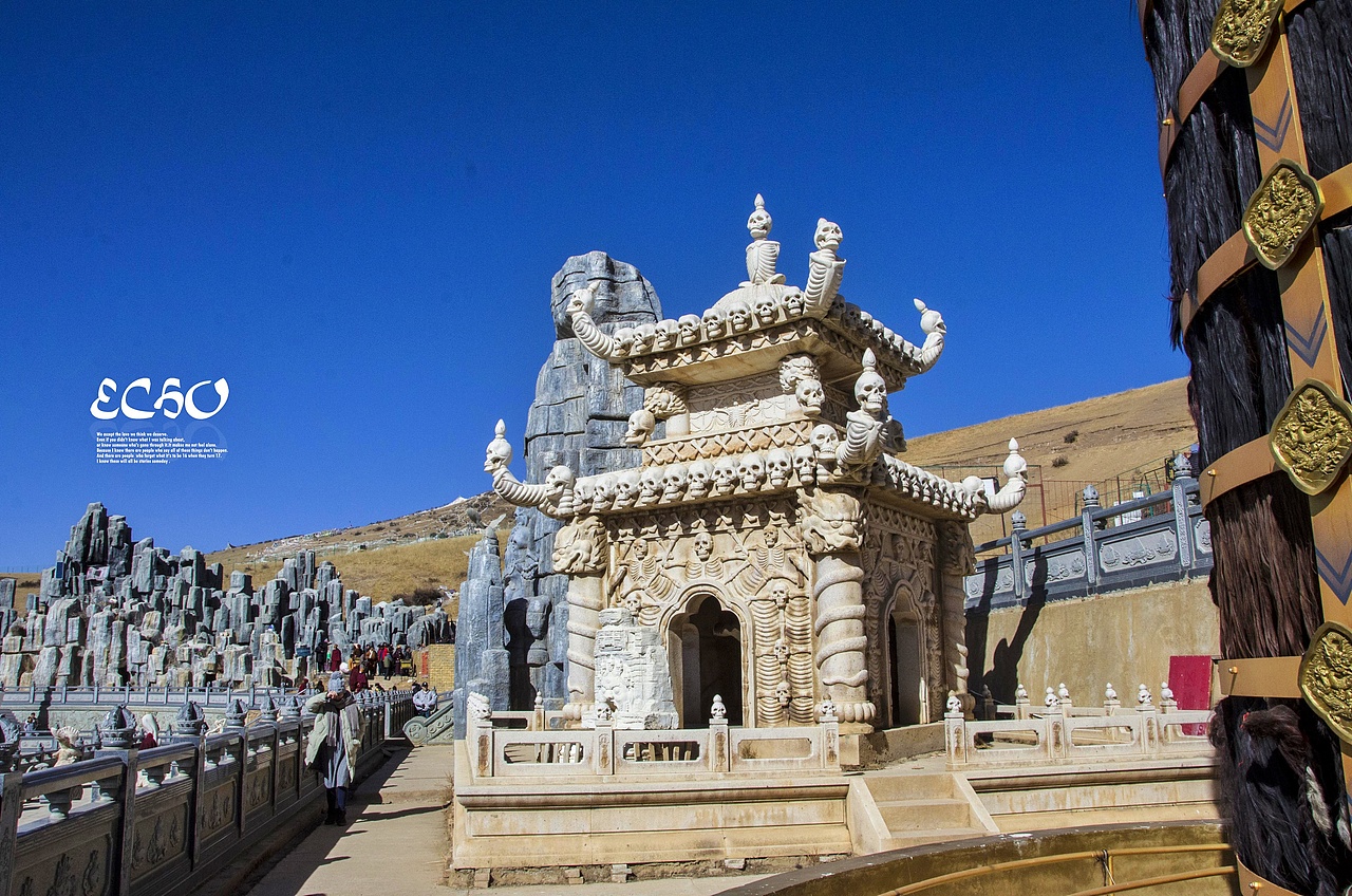 【CRXM】虔诚红色桃源--色达