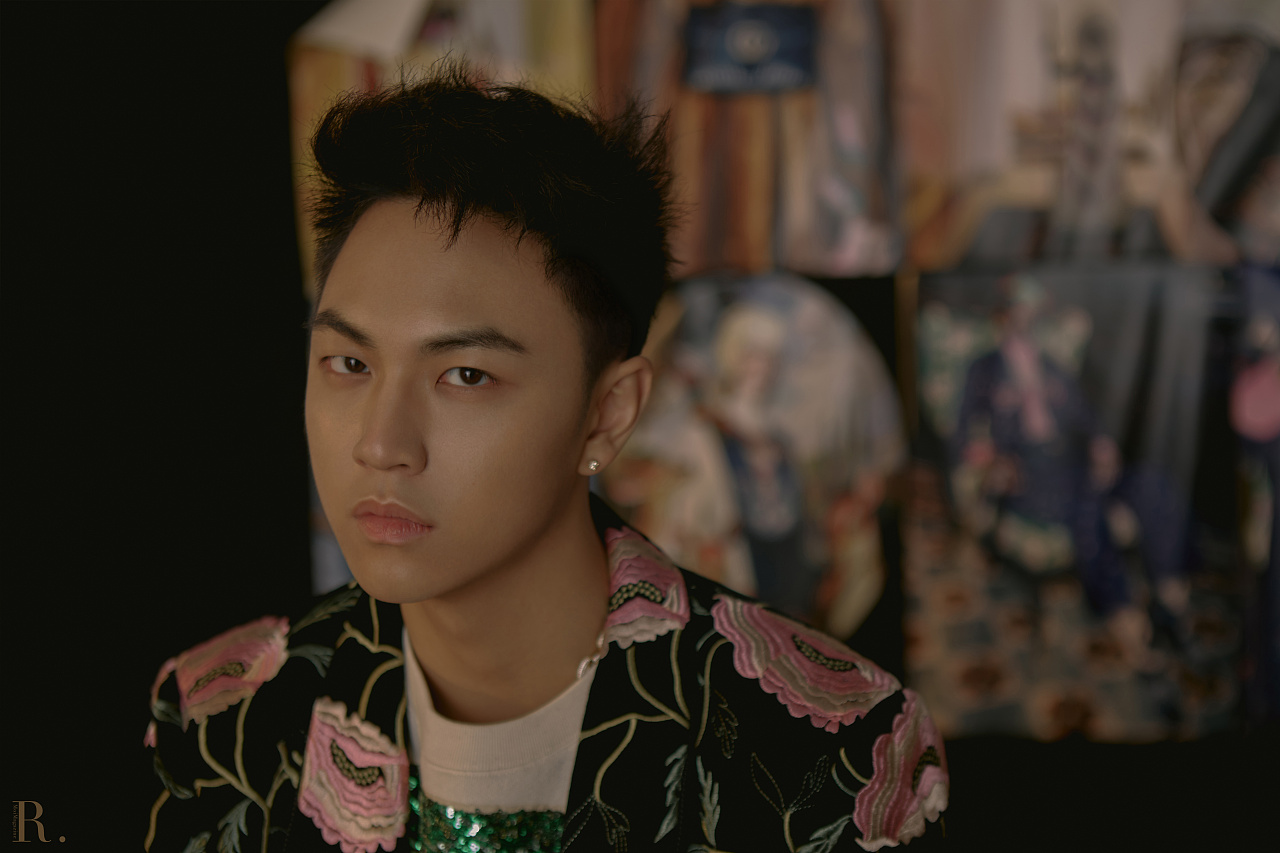 《r.moi magazine》十二月刊封面人物-说唱歌手3bangz