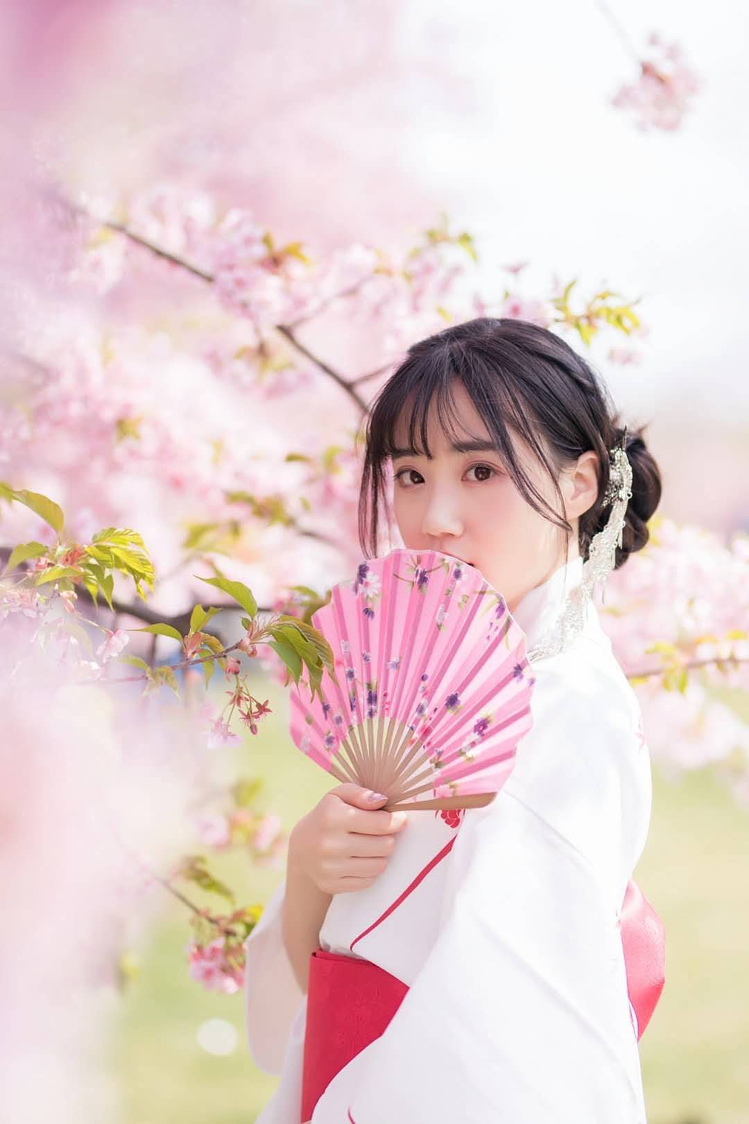 沐春风·醉早樱