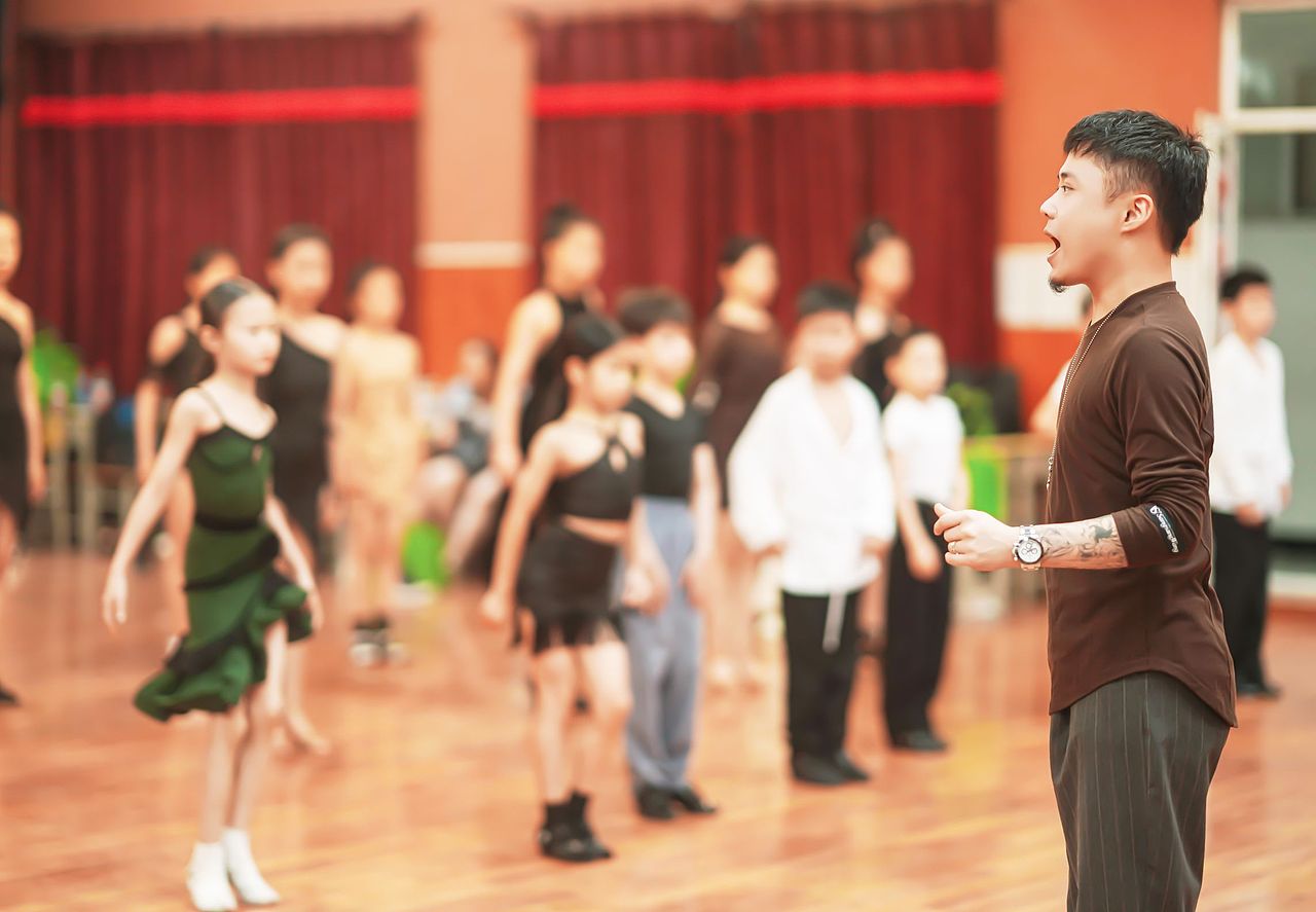 《华嘉舞蹈学院少儿冠军训练营》之上课篇(一)