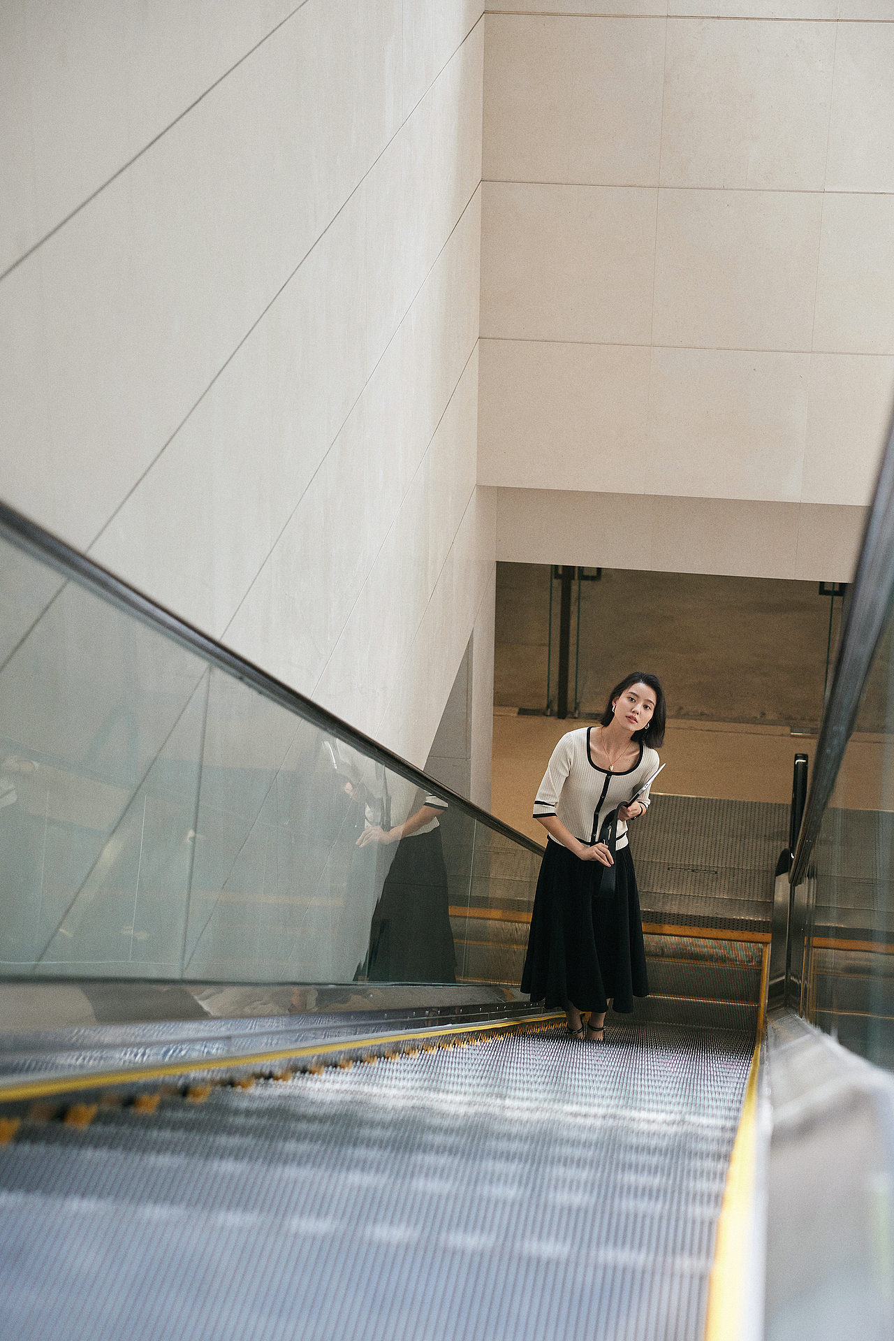 都市丽人下班啦😀