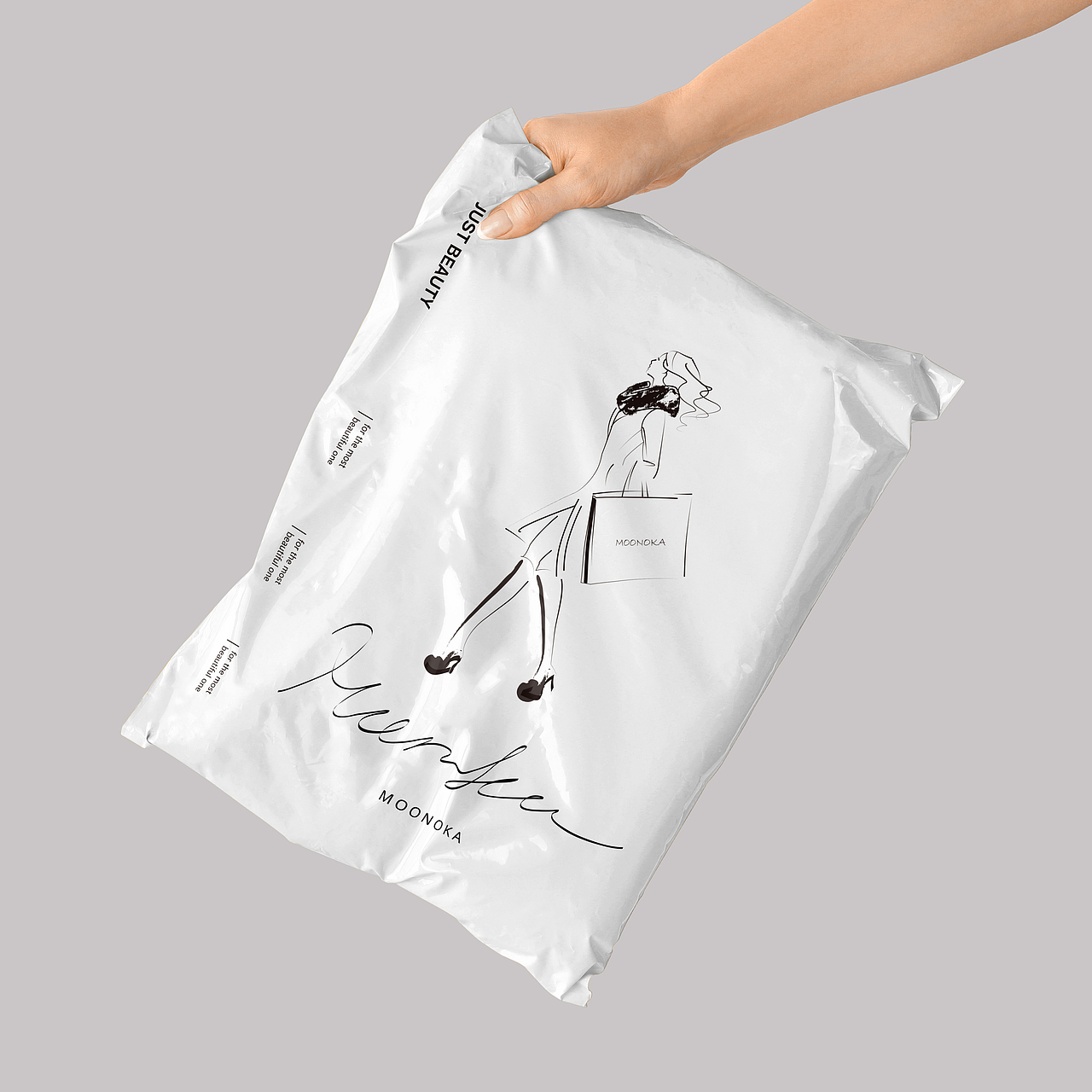 2019年服装品牌设计—包装物料设计汇总—首尔实体店