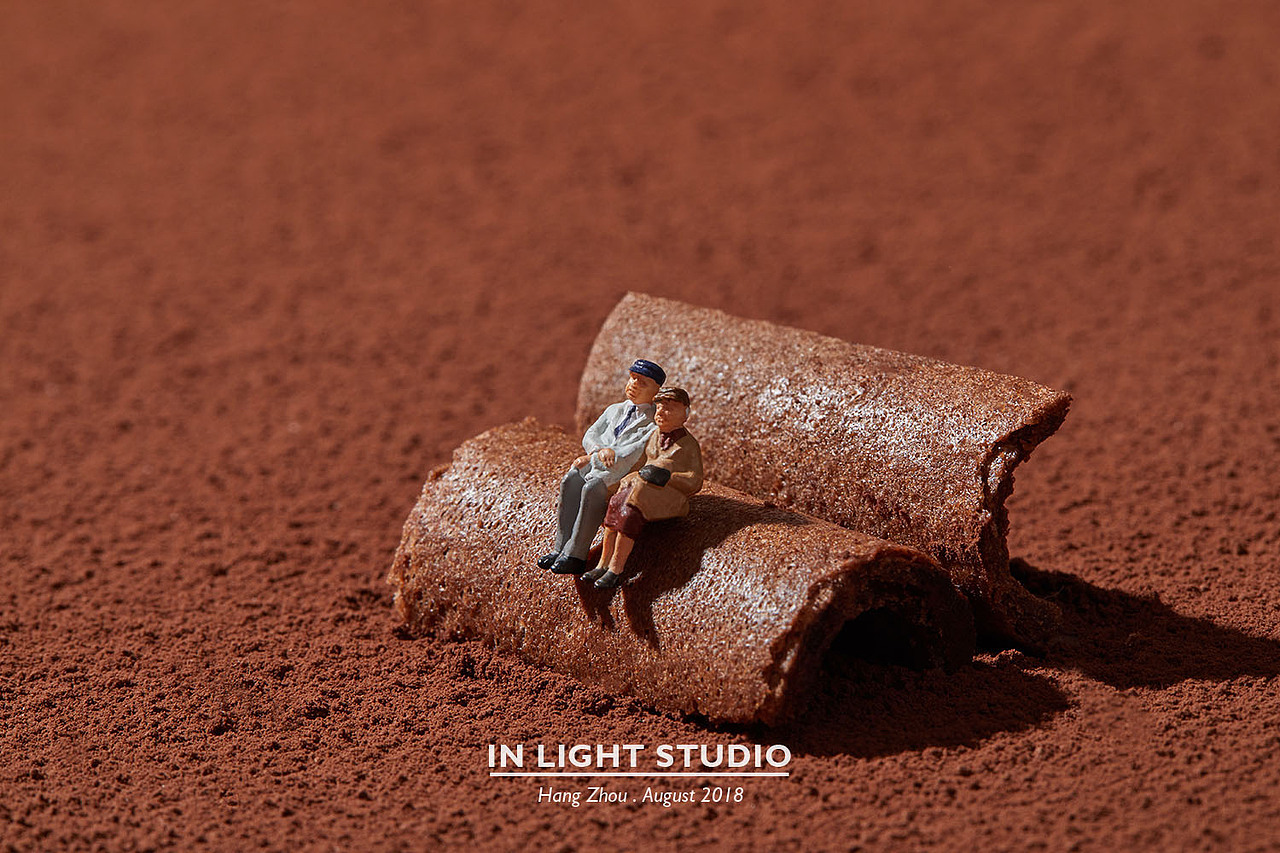 吃绅士蛋卷，做猪猪男孩 #IN LIGHT#（图ZMTI1NTQwMDgw） - 产品摄影 - 站酷设计师INLIGHT光合原创素材 - 站酷ZCOOL