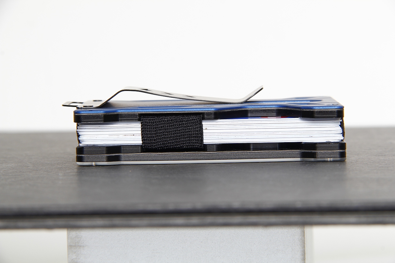 亚马逊男士钱包主图&A+，钱包摄影，产品精修 海报设计（图ZMzI5MjMxNzg4） - 海报 - 站酷设计师又又yhm原创素材 - 站酷ZCOOL