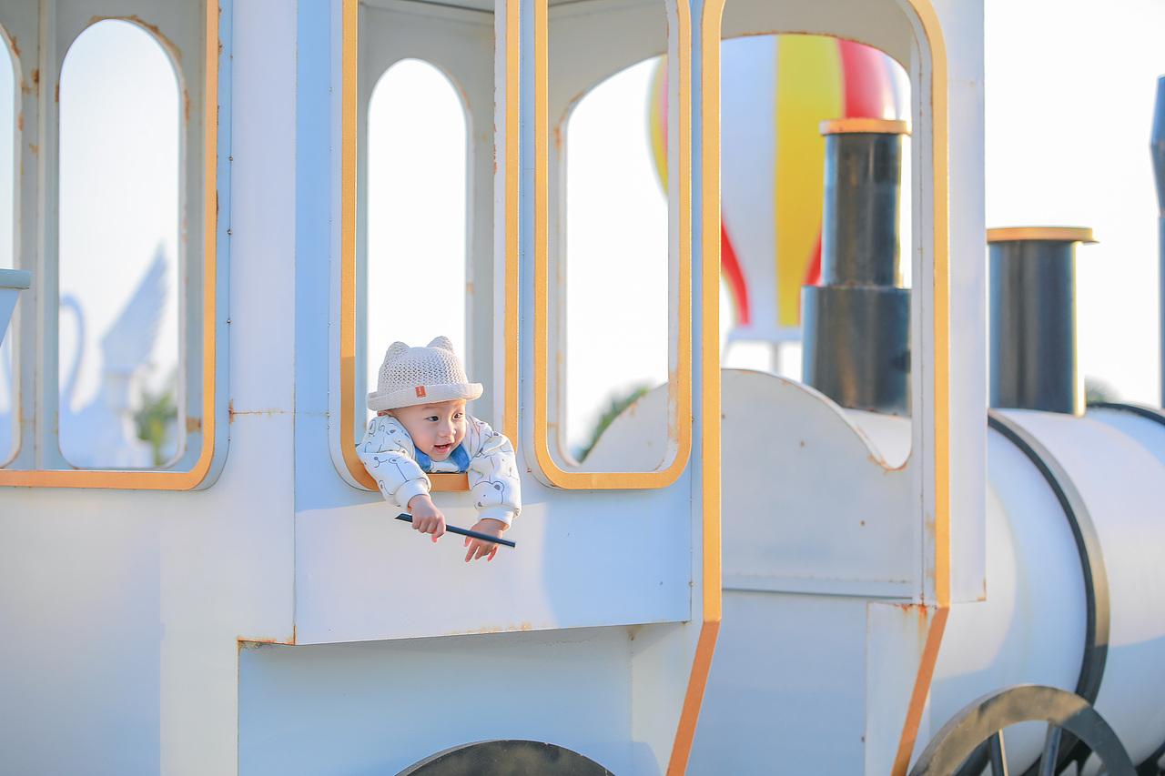 小孩與海（圖ZMjgwNTI1Mjcy） - 人像攝影 - 站酷設(shè)計師Cici小焌熙原創(chuàng)素材 - 站酷ZCOOL