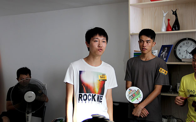 小伙伴们在自我介绍