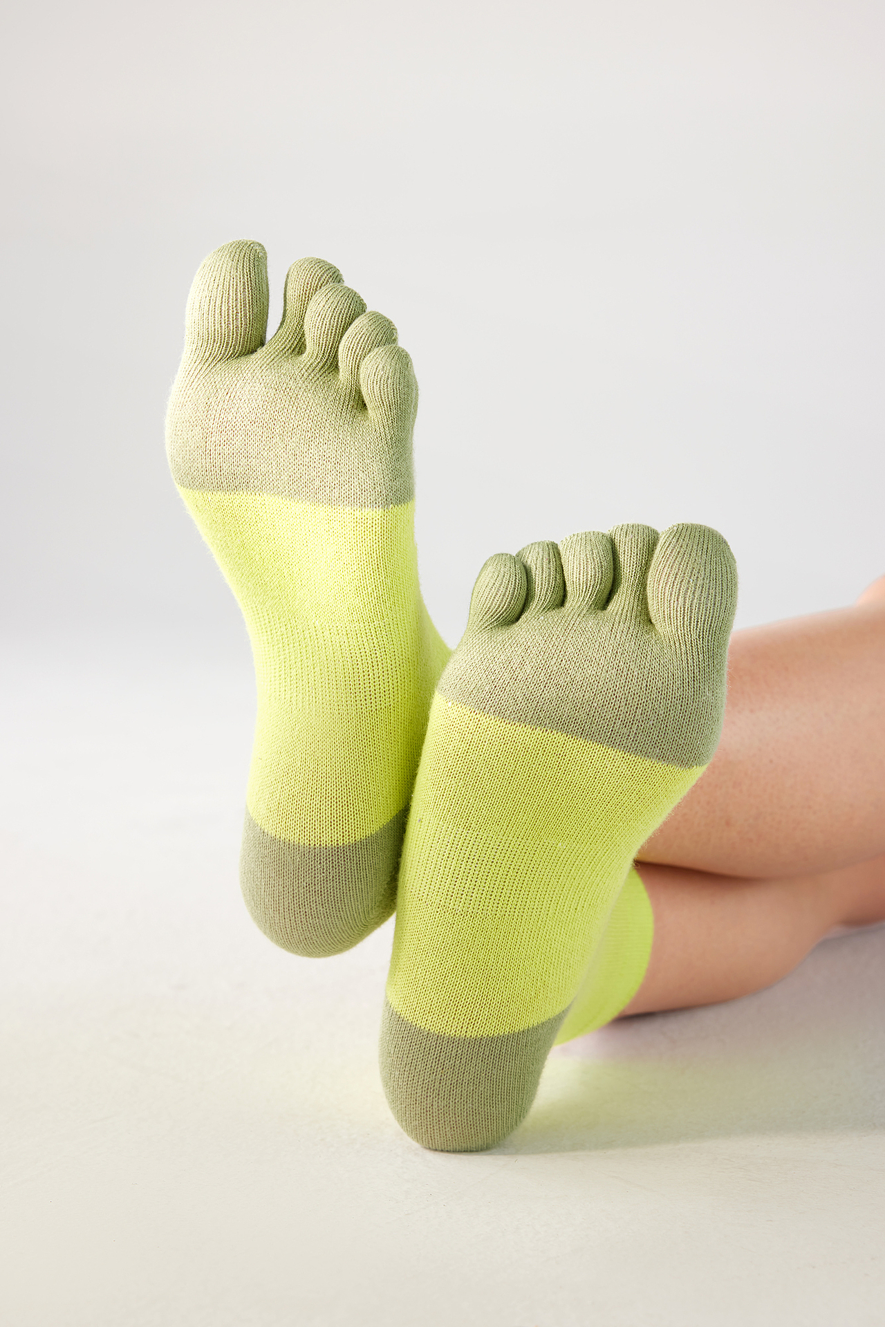 HEIBAI• 电商 | 一组“花里胡哨”的袜子