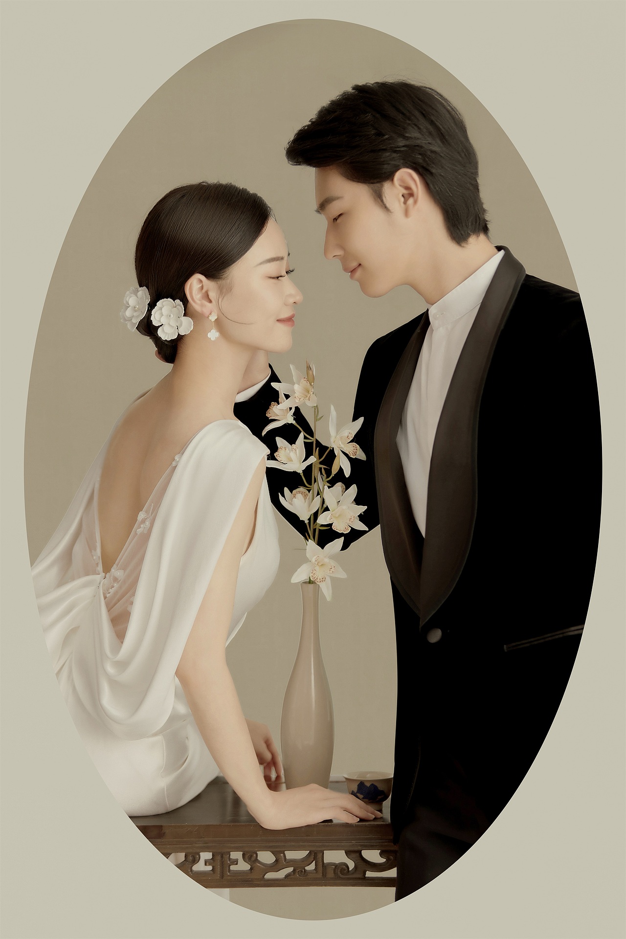 一眼美翻了!诗意温婉的中式工笔画婚纱照