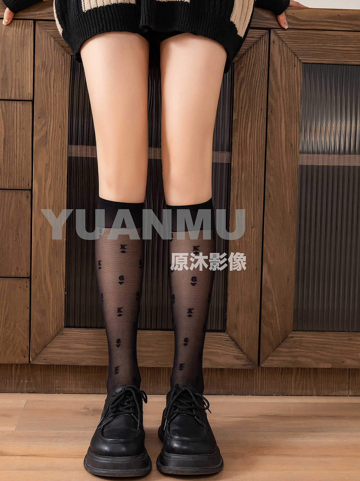 袜子 脚模案例（图ZMzcwODMyMTU2） - 产品摄影 - 站酷设计师原沐摄影原创素材 - 站酷ZCOOL