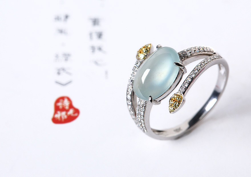 设计款白冰翡翠蛋面戒指（图ZMTMzMTg0ODAw） - 产品摄影 - 站酷设计师金隆裕珠宝原创素材 - 站酷ZCOOL