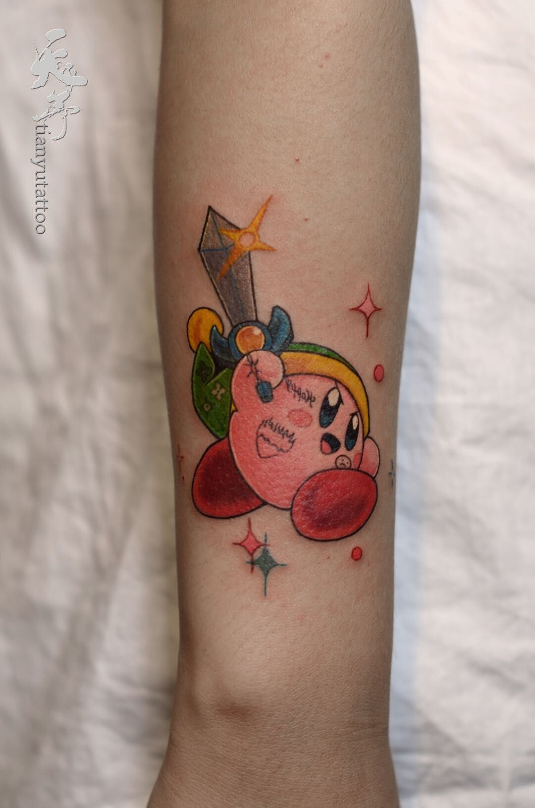 每日作品星之卡比天予刺青谢严作品