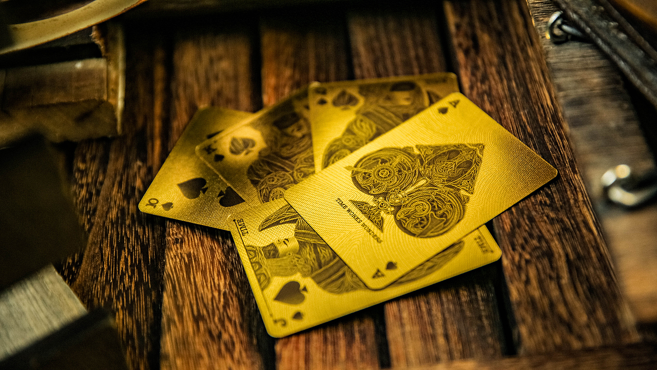 Time Machine 时光机收藏纸牌扑克套装礼盒设计