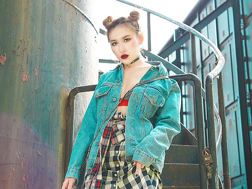 街拍style（個(gè)人主頁(yè)-ZMzA3NzQxMjA=） - 人像攝影 - 站酷設(shè)計(jì)師Givonchy原創(chuàng)素材 - 站酷ZCOOL