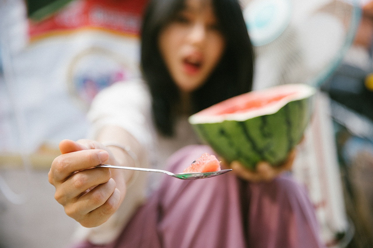 夏天和西瓜和狗