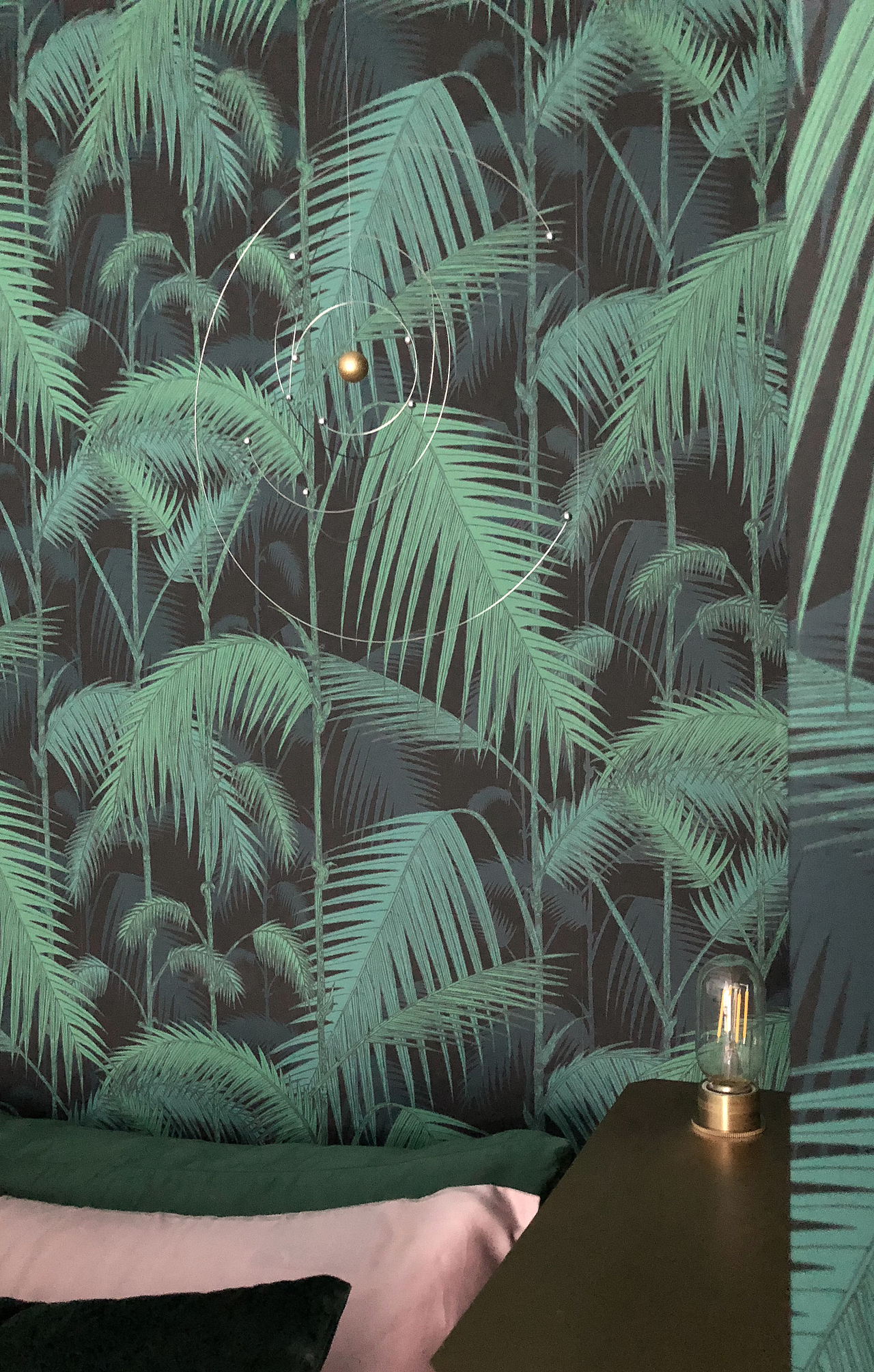 时髦墨绿+脏粉,尽显高级感