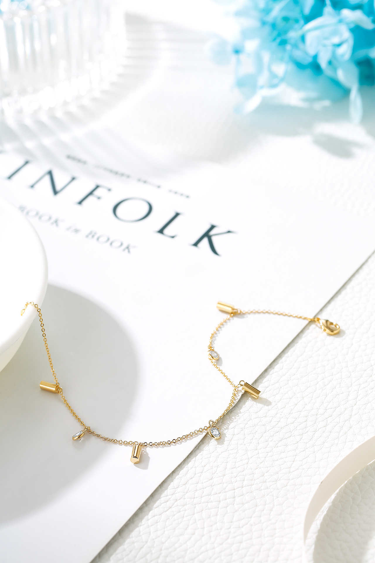 一组chocker,手链