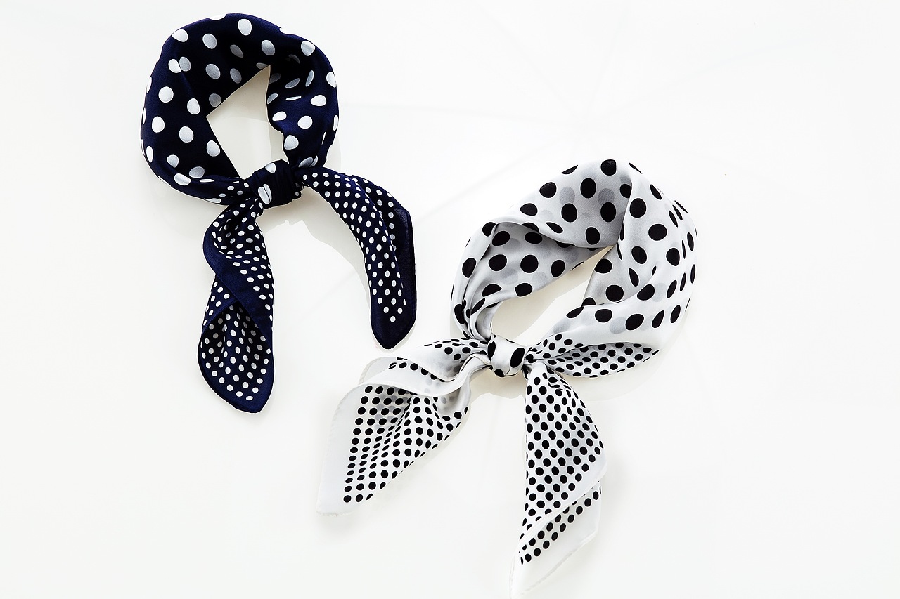 创意丝巾围巾（图ZMTYyMTQ4MTU2） - 产品摄影 - 站酷设计师左左右右右原创素材 - 站酷ZCOOL