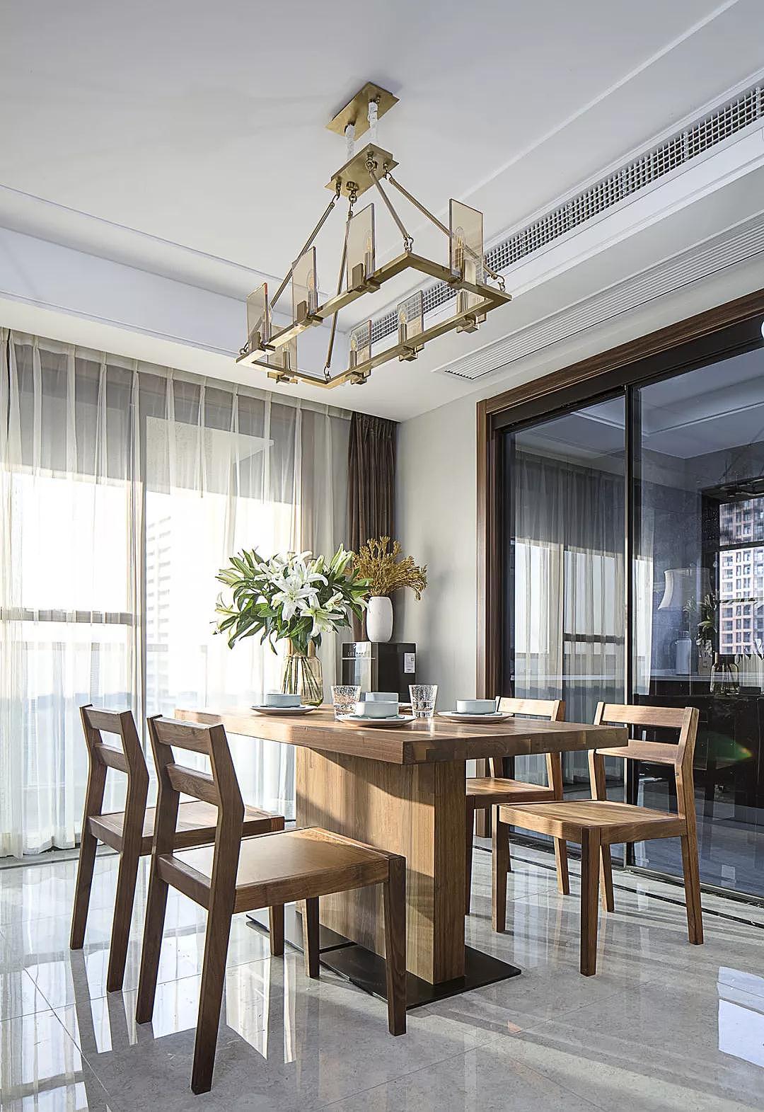 乐豪斯丨原木佛系家居风格家装设计方案