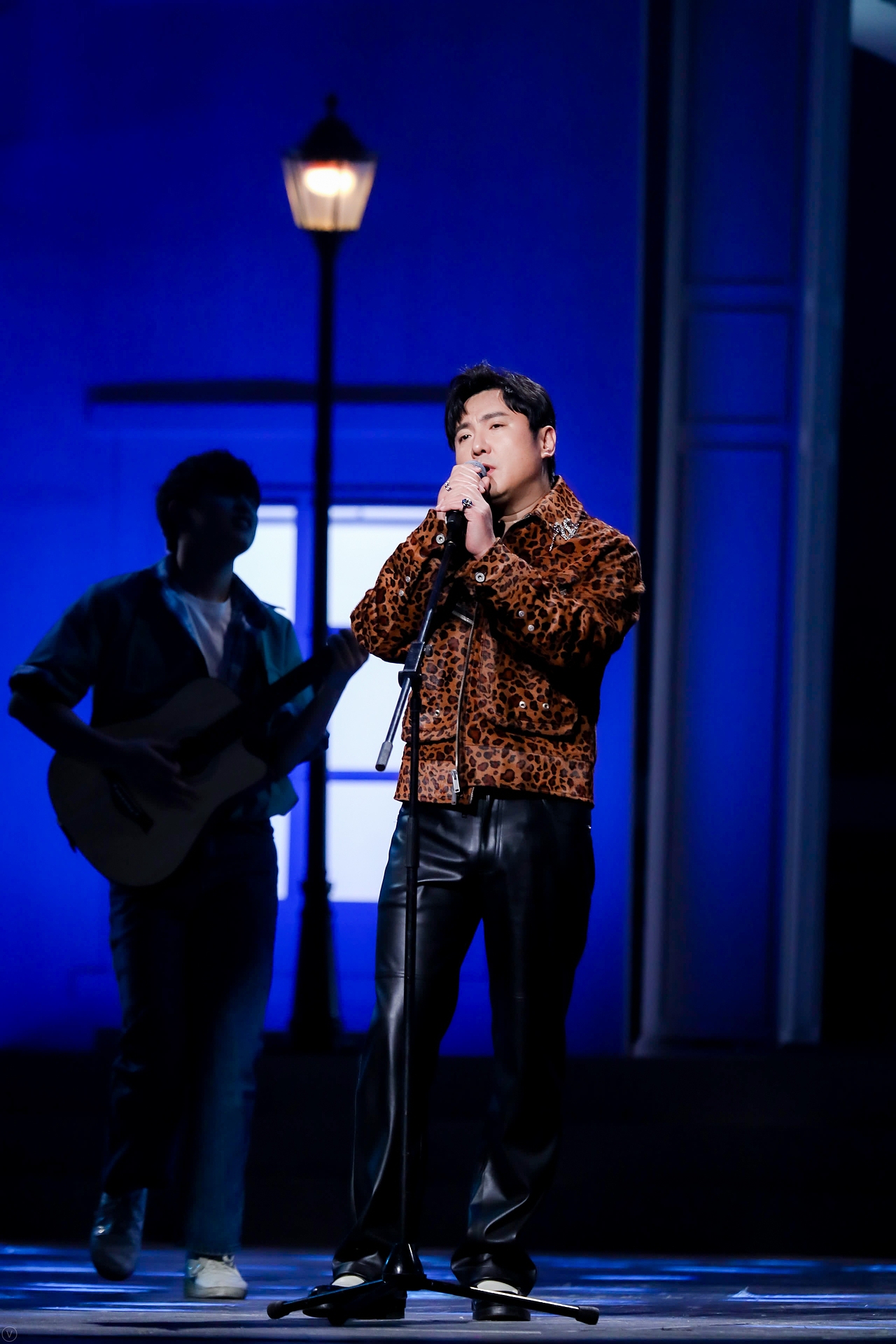 活动演唱会拍摄广告抖音快手摄影明星拍照直播会议摄影（图ZMjkwNjM4NDU2） - 人像摄影 - 站酷设计师零晨视觉摄影原创素材 - 站酷ZCOOL