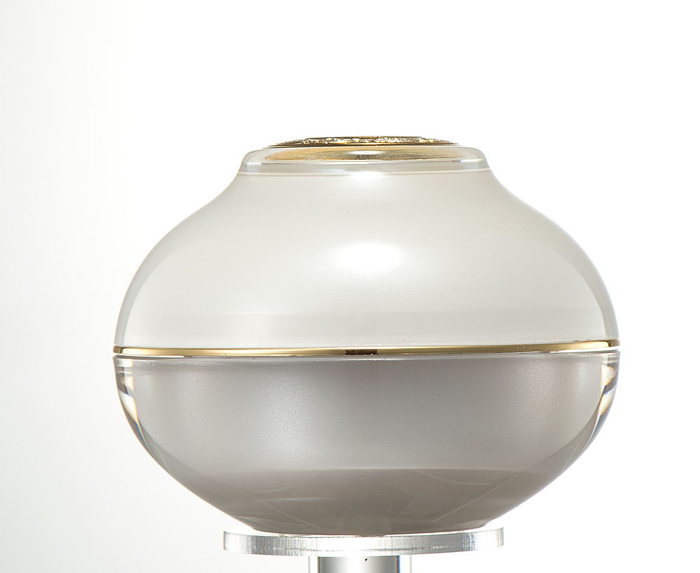 化妆品面霜瓶子