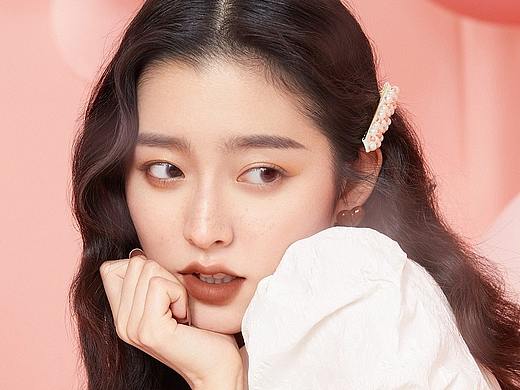 Pink Bear皮可熊 粉雾唇釉