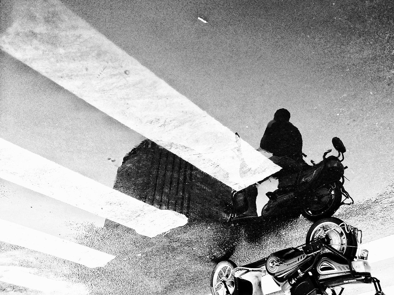 雨行人（图ZODkxMTY3OTI=） - 人像摄影 - 站酷设计师戴帽子的那个路遥原创素材 - 站酷ZCOOL