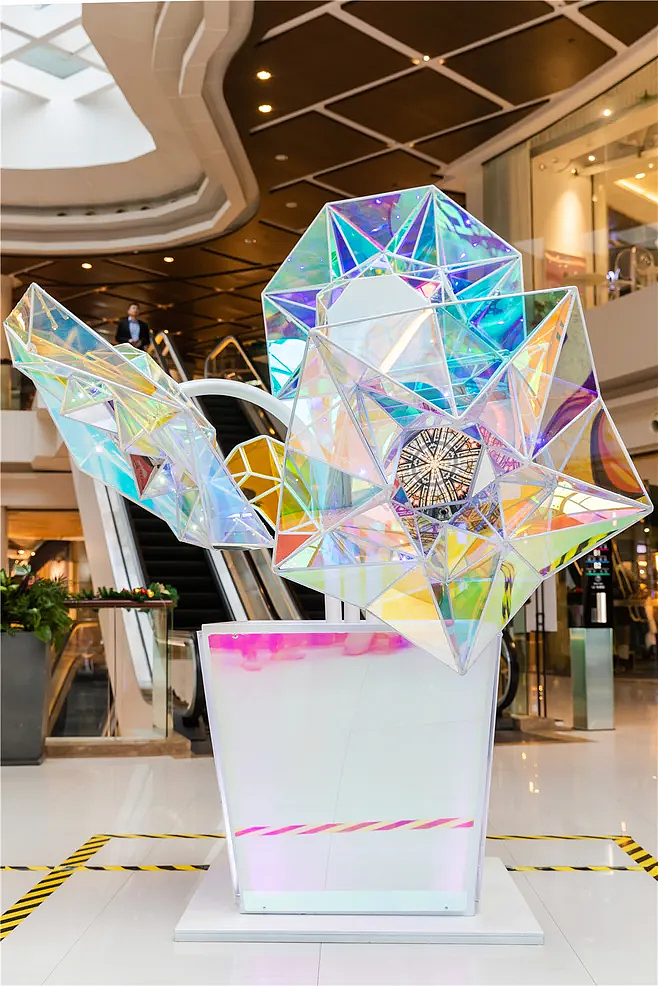 上海幕明亚克力美陈装饰商业炫彩亚克力美陈造型制作