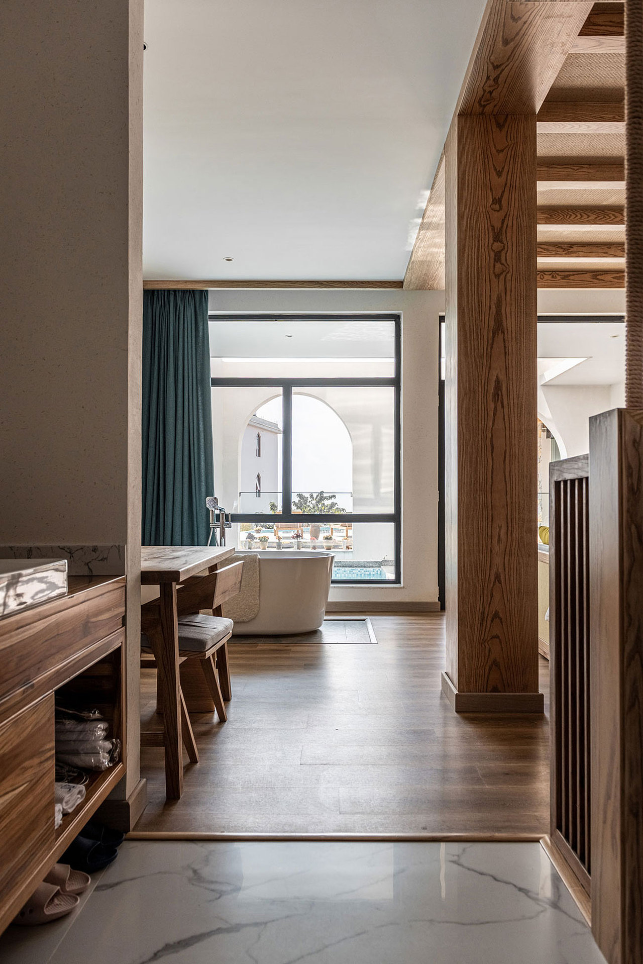 抚仙湖 · 阑珊宿海景民宿设计丨长空创作