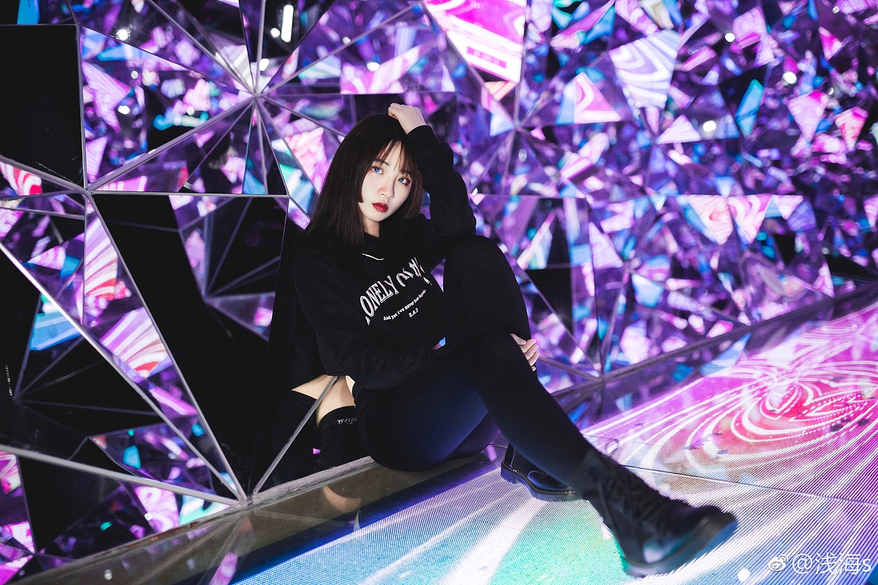 世间所有的相遇,都是久别重逢.