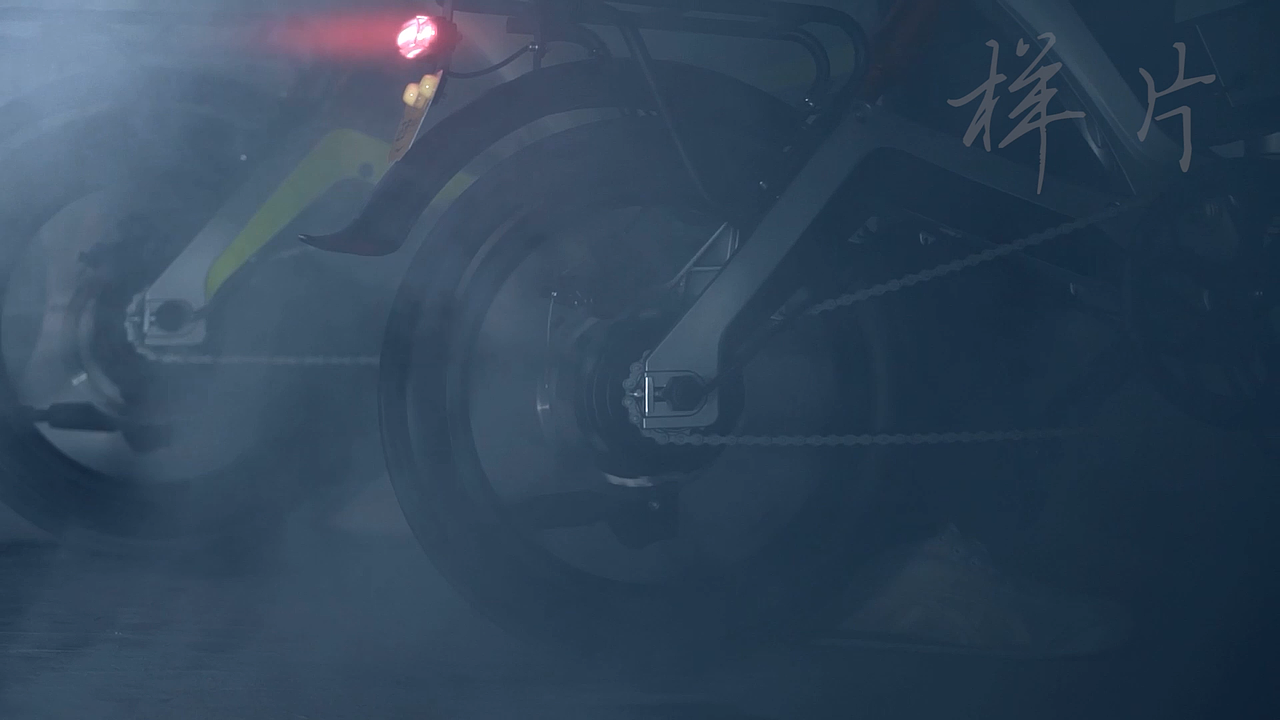 大型棚内拍摄，电动车广告宣传片（图ZMjIwMTM1Njky） - 影视后期 - 站酷设计师陈工N原创素材 - 站酷ZCOOL