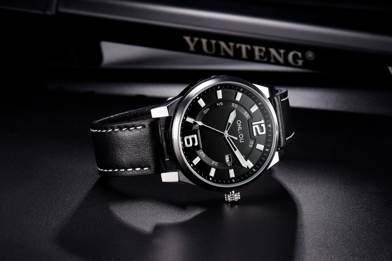 休闲男款运动表