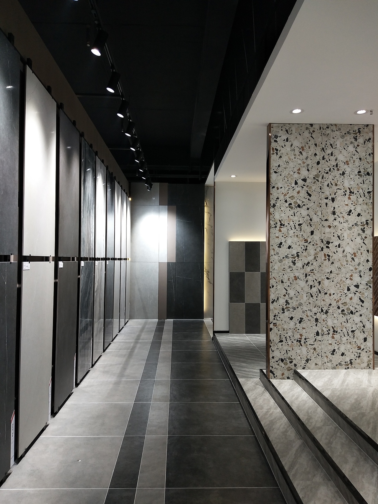 joiner/仿古砖展厅
