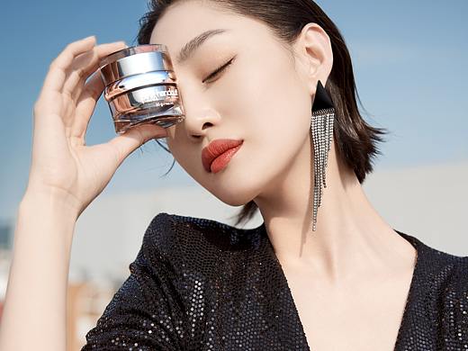 人像护肤品大片修图