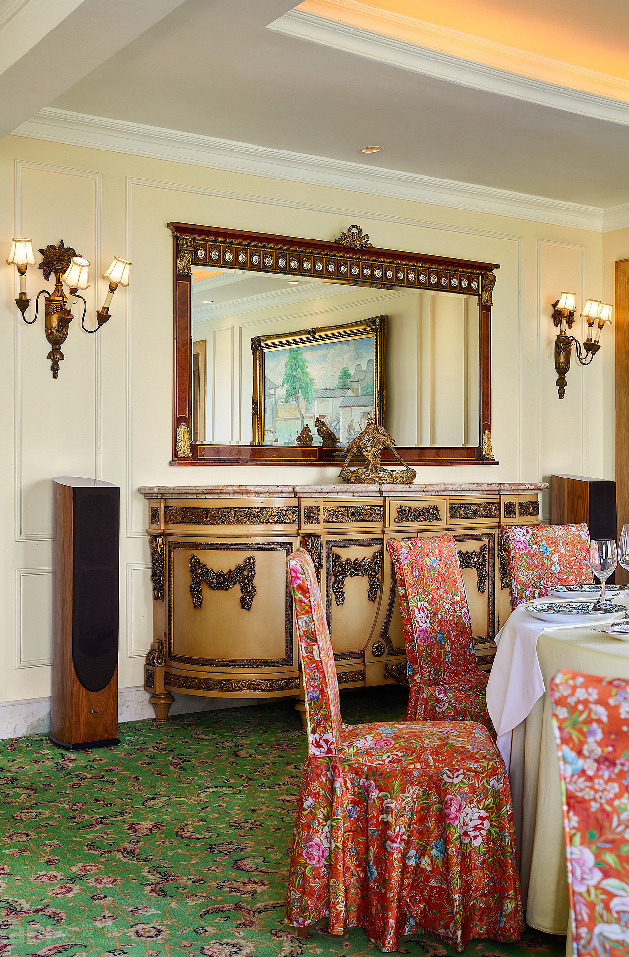 【空间摄影】｜有故事的滨江大公馆（图ZMzI0ODQxMTMy） - 环境/建筑摄影 - 站酷设计师众设像ADI原创素材 - 站酷ZCOOL