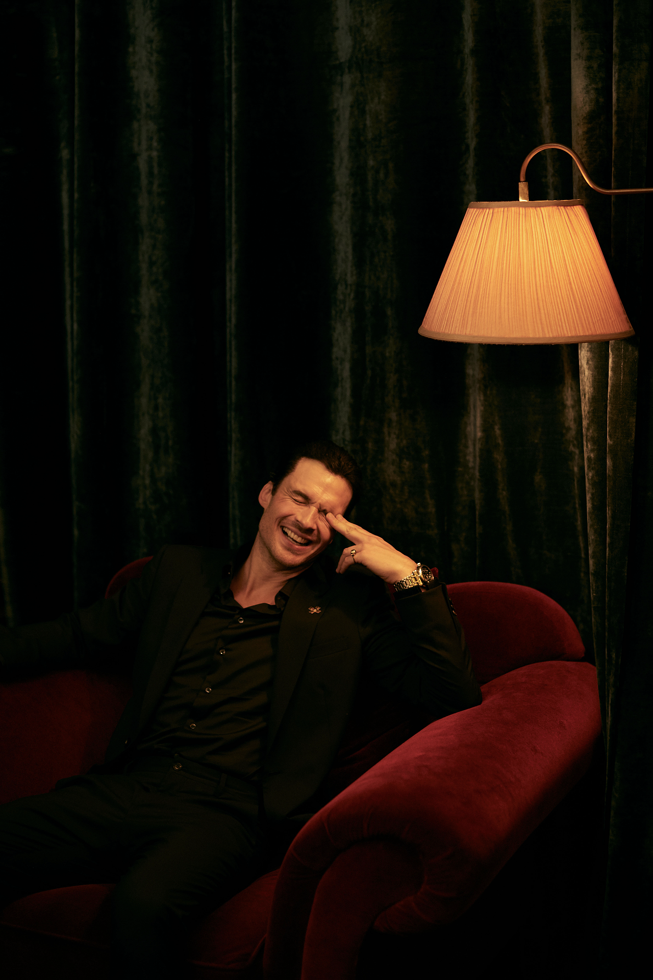 Photographer: Eddie Ma<br>First Assistant: Dong Liu<br>Production: Julianna<br>Model: Ian Somerhalder<br> @Kakakaoo<br>@SScolalLuke<br>Location:罗斯福公馆 Shanghai <br>