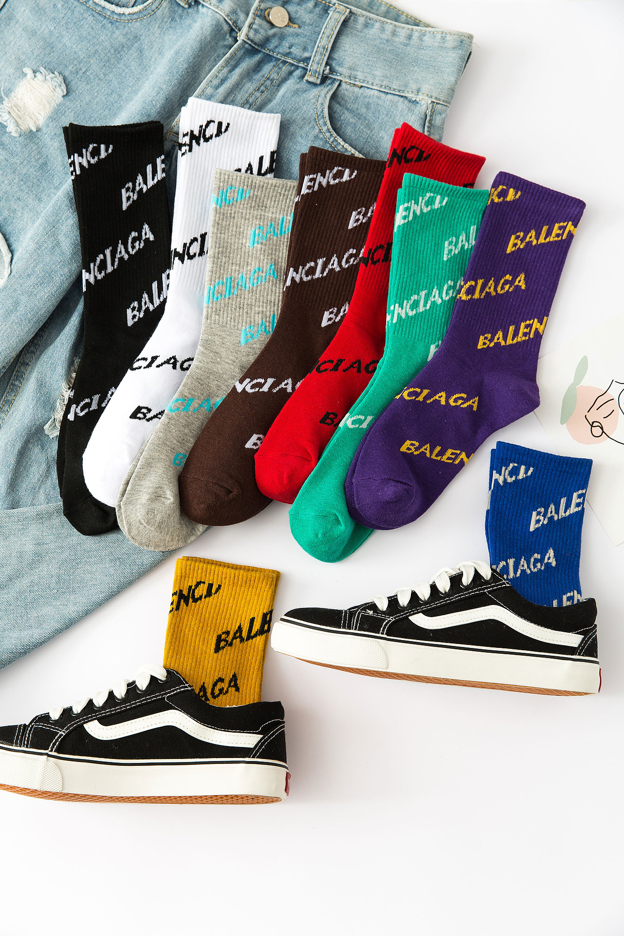 2019春夏女潮袜INS国潮字母袜日系街拍人像女生（图ZMTg4NDM2NDU2） - 人像摄影 - 站酷设计师承影摄计原创素材 - 站酷ZCOOL