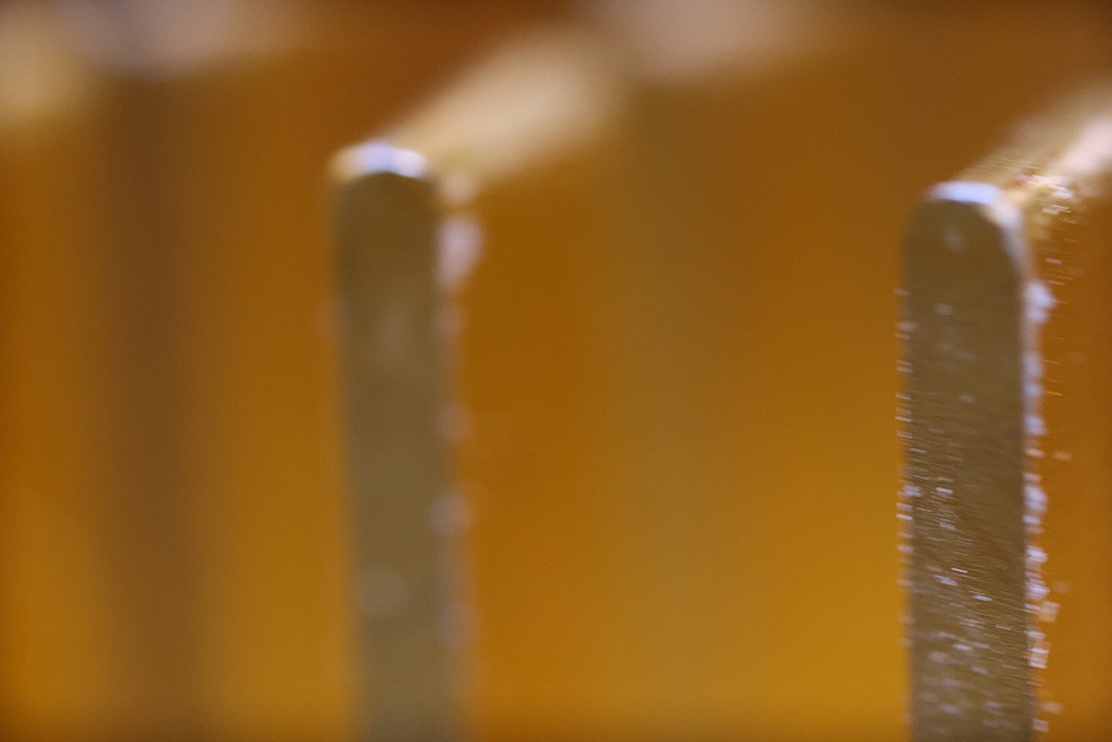 金色背景素材黄金背景素材壁纸下载高清金黄色金属产品