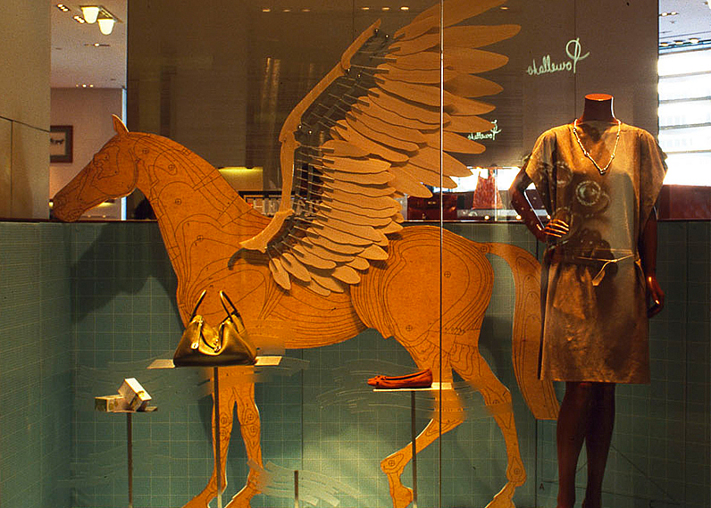 爱马仕2011秋季橱窗设计 Hermes Fall window design
