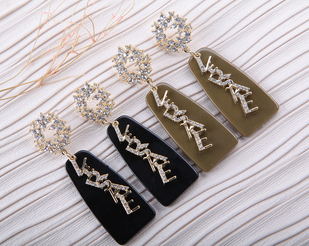 饰品拍摄珠宝首饰拍摄小商品摄影（图ZMTgzMzk5OTQ0） - 产品摄影 - 站酷设计师大连摄影老纪原创素材 - 站酷ZCOOL