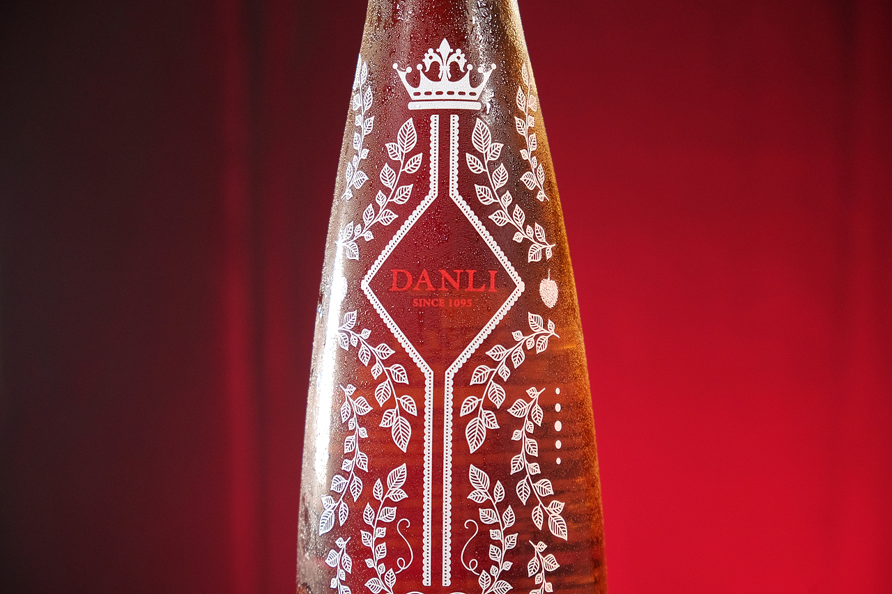 荔枝果酒/醋图片及视频拍摄（图ZMjA4NDgyMjE2） - 产品摄影 - 站酷设计师AlanLeung原创素材 - 站酷ZCOOL
