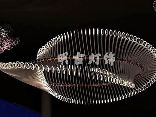 后现代简约螺旋亚克力吊灯定制